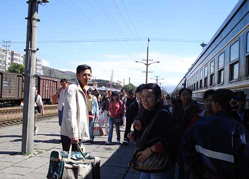 9 Days Train Tour from Xining to Lhasa