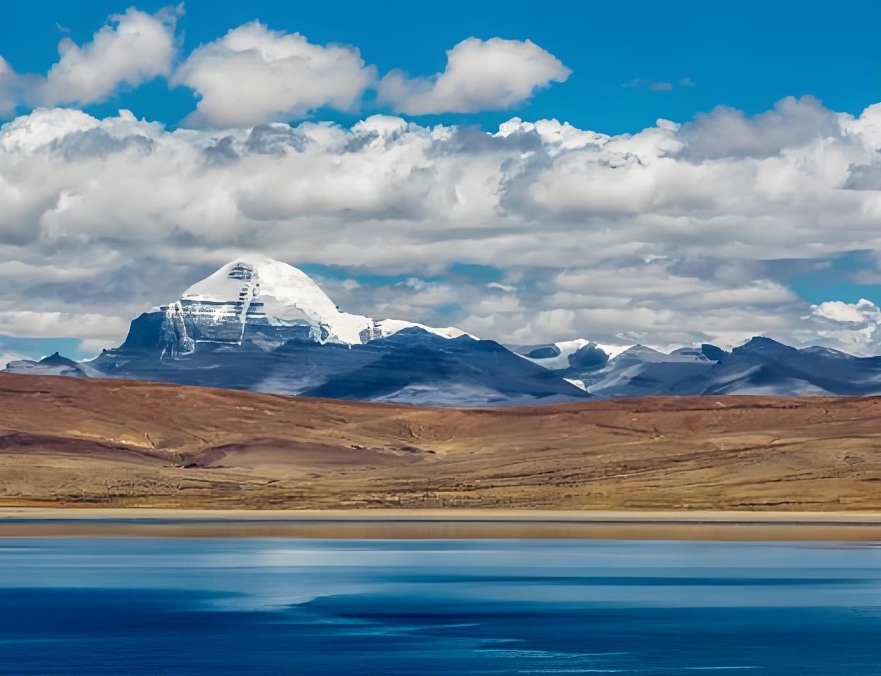Mount Kailash above the plain and Lake Manasarovar