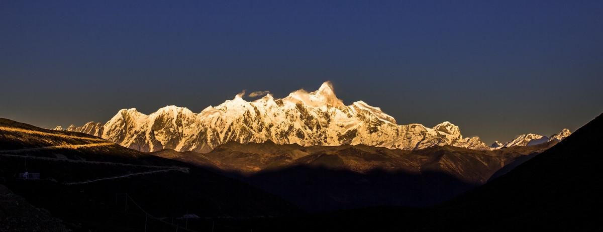 Namcha Barwa ridge glowing at sunset, Nyingchi