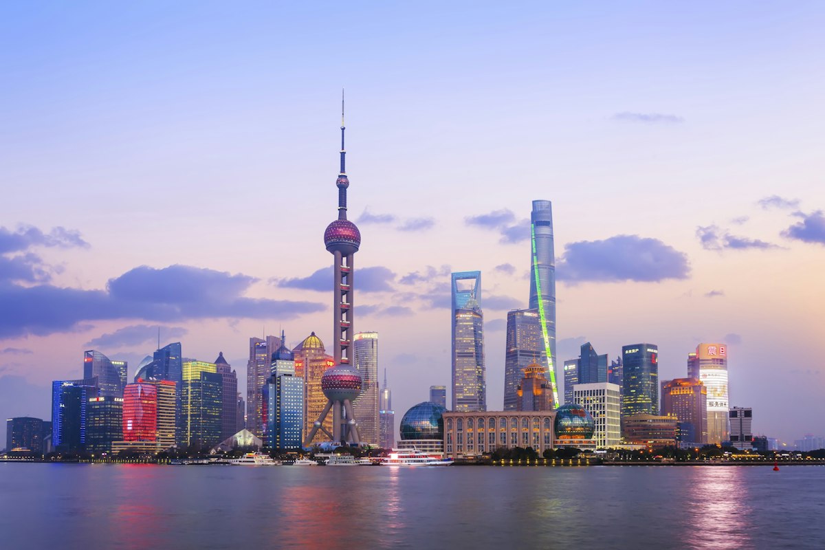 11 Days Shanghai, Shaolin Temple & Tibet Train Tour